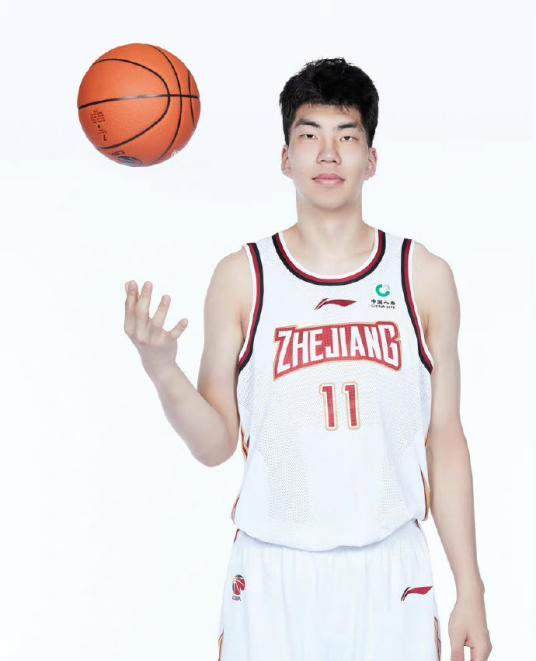 星空体育入口赛后全明星赛传出新动向，浙江稠州手感冰凉，管理层表态：更衣室稳定，赛程密集仍需轮换的简单介绍